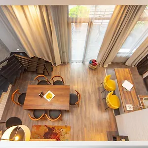 https://house-apartment.alltbilisihotels.com