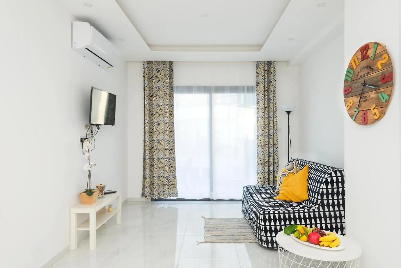 Six Apartments Larnaca