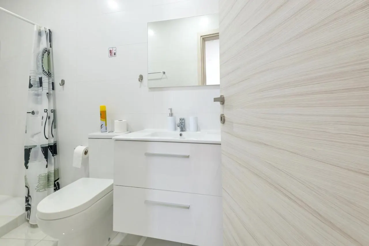 Six Apartments Larnaca