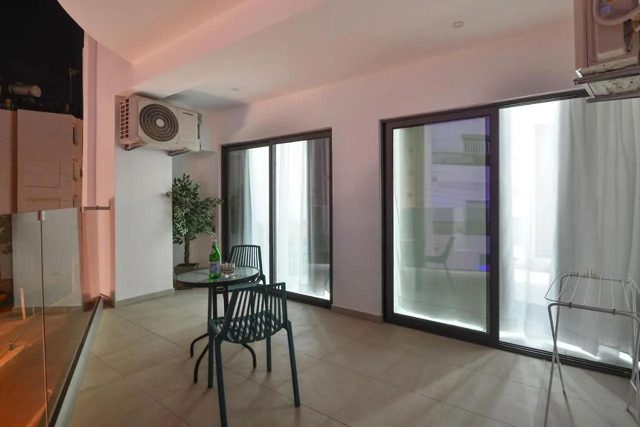 Six Apartments Larnaca