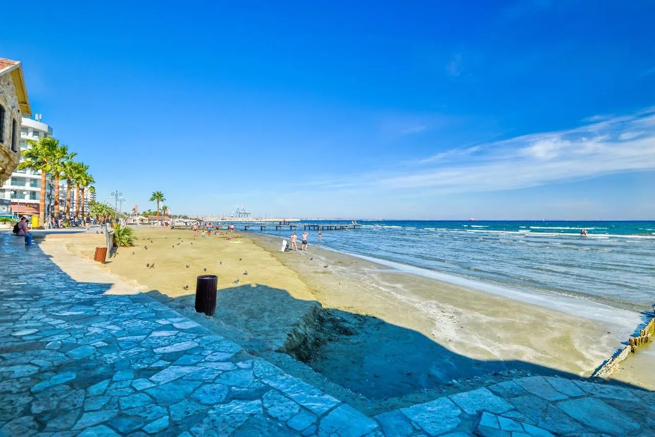 Six Apartments Larnaca Cyprus